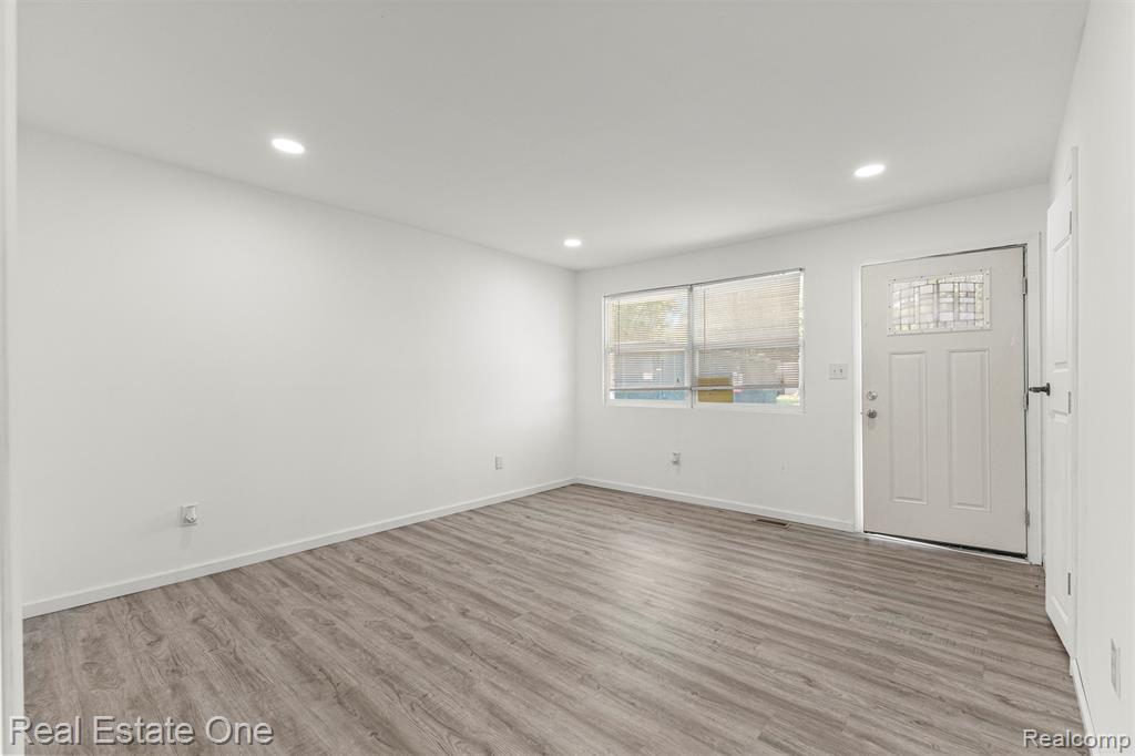 29522 Grandview Street, Inkster, MI 48141 — Photo 3