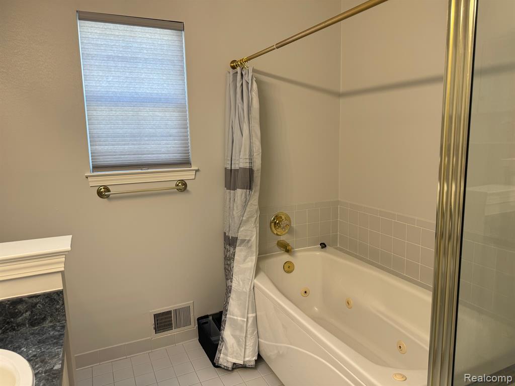 41567 GLADE Road, Canton, MI 48187 — Photo 16