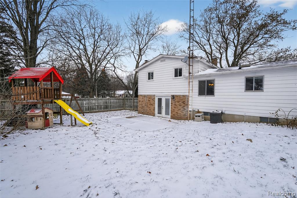 4199 Sheraton Drive, Flint, MI 48532 — Photo 34