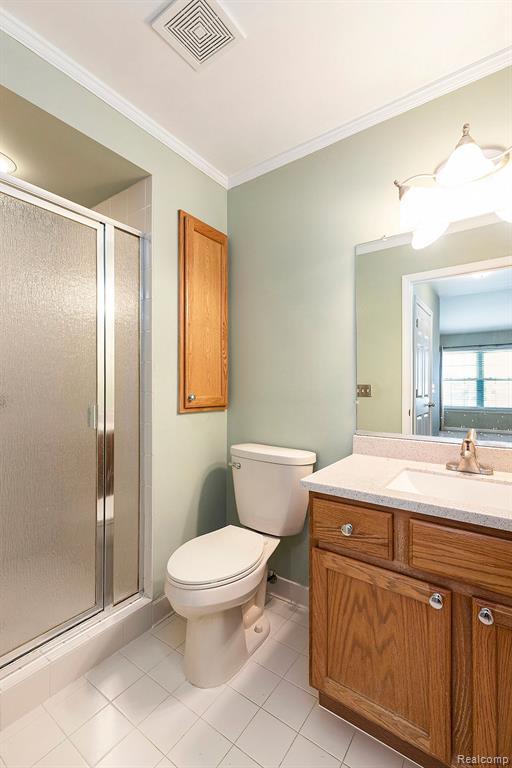 44427 Patricia Drive, Sterling Heights, MI 48314 — Photo 15