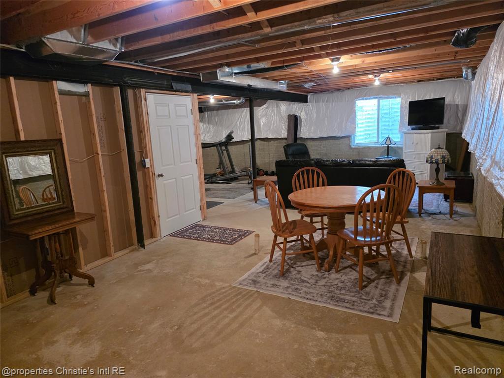 41321 Chestnut Drive, Clinton Twp, MI 48038 — Photo 27