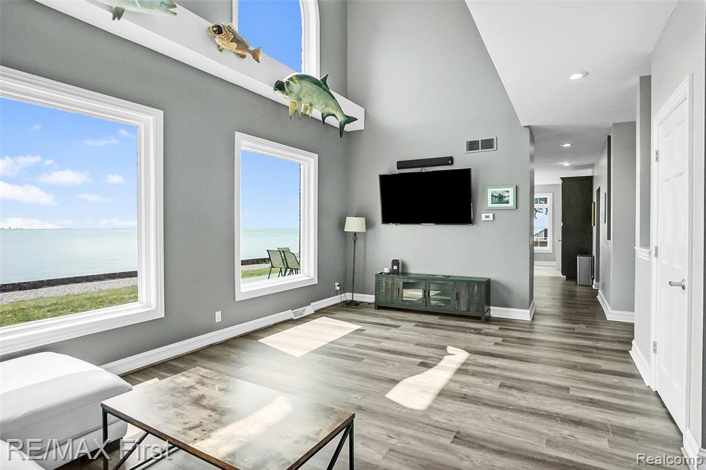 7953 Bouvier Bay, MI — Photo 16