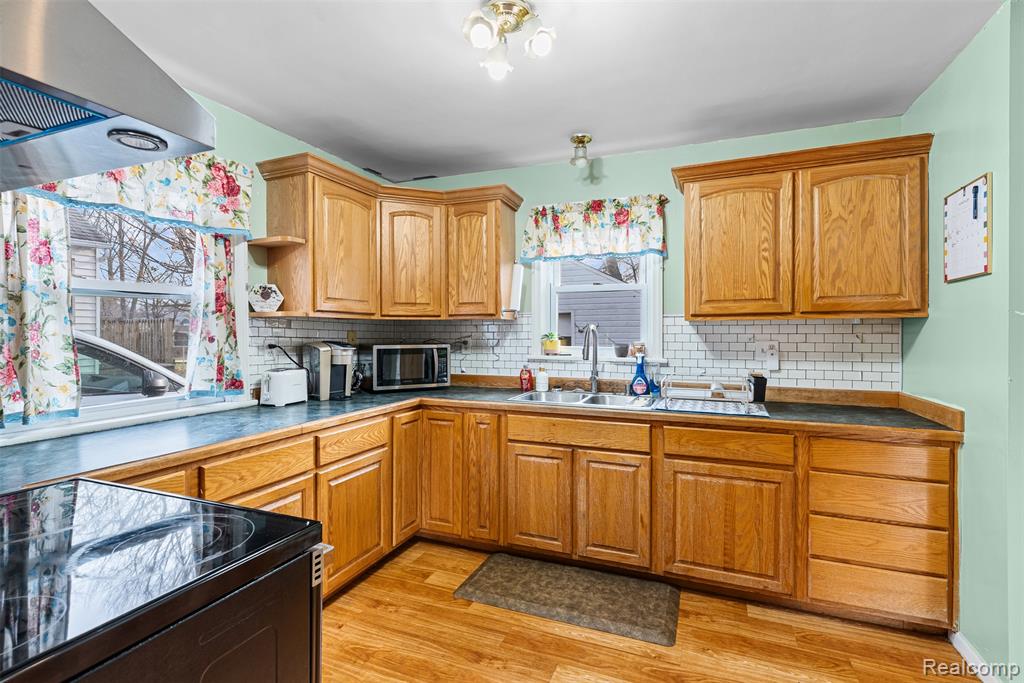 821 Ryan Street, Owosso, MI 48867 — Photo 12