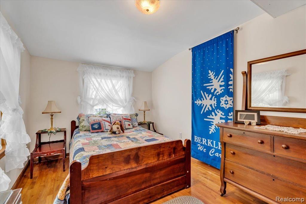 9055 CLINTON Street, Holly, MI 48442 — Photo 17