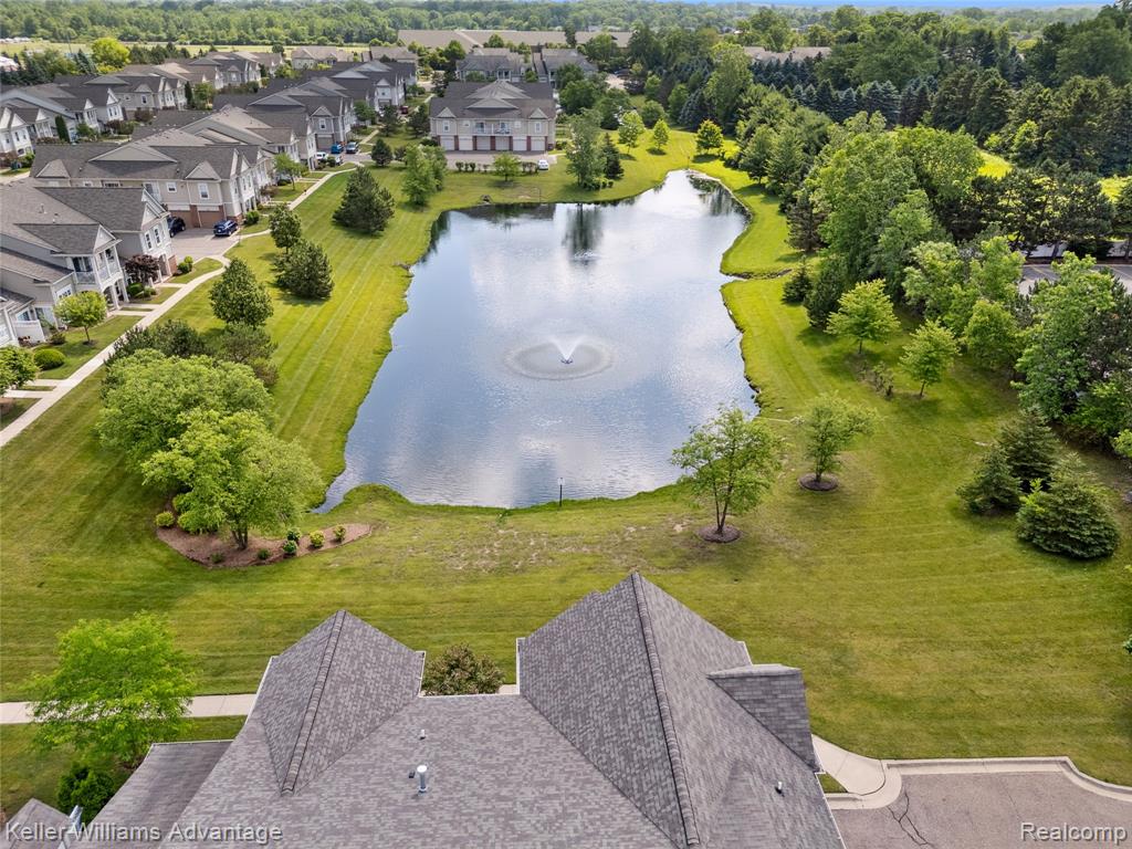 3201 Addington Drive, Commerce Twp, MI 48390 — Photo 18