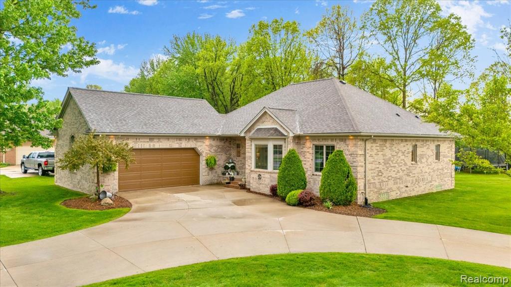 2376 Joseph Tamron Drive W, St. Clair, MI 48079 — Photo 37
