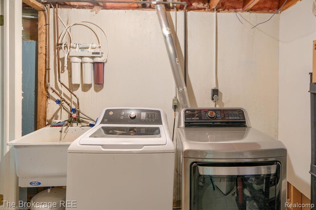 5042 Cook Road, Swartz Creek, MI 48473 — Photo 40