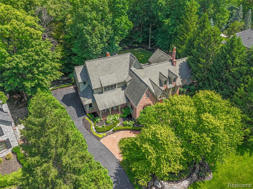 18278 Woodbury Court, Northville, MI 48168 — Photo 56