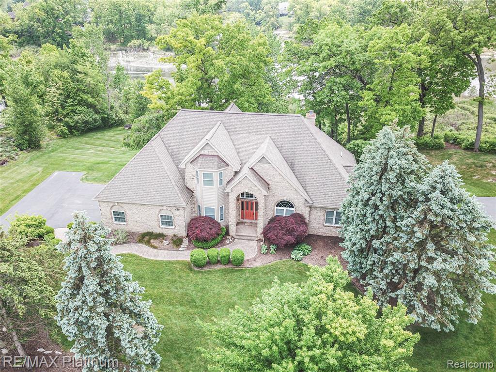 8342 ISLANDVIEW Court, Brighton, MI 48114 — Photo 3