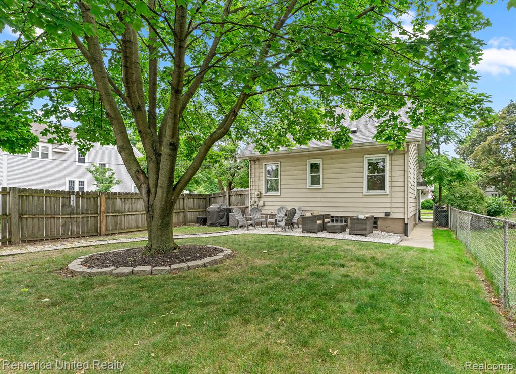 535 S Edison Avenue, Royal Oak, MI 48067 — Photo 24