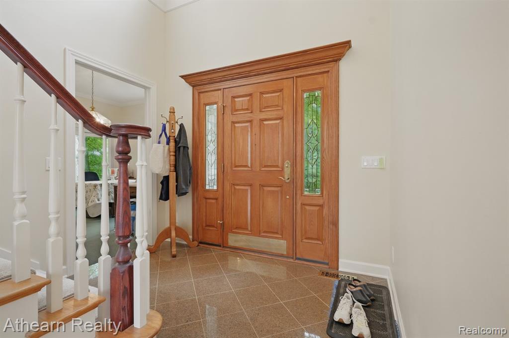 8373 Riverwalk Drive, Fenton, MI 48430 — Photo 26