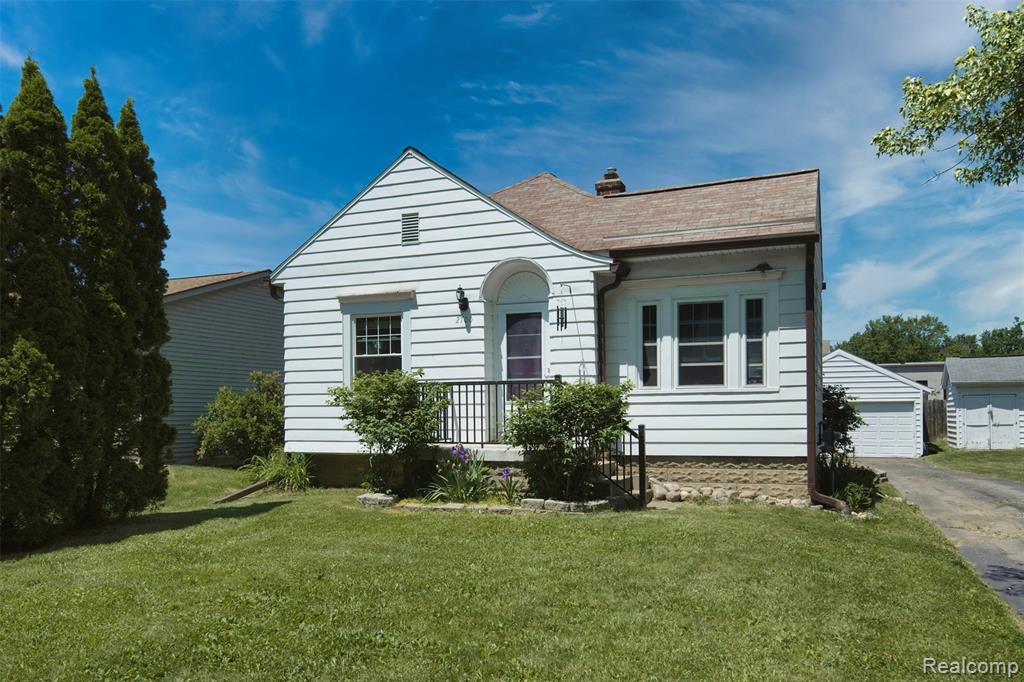 2700 Hallman Avenue, Waterford, MI 48328 — Photo 2