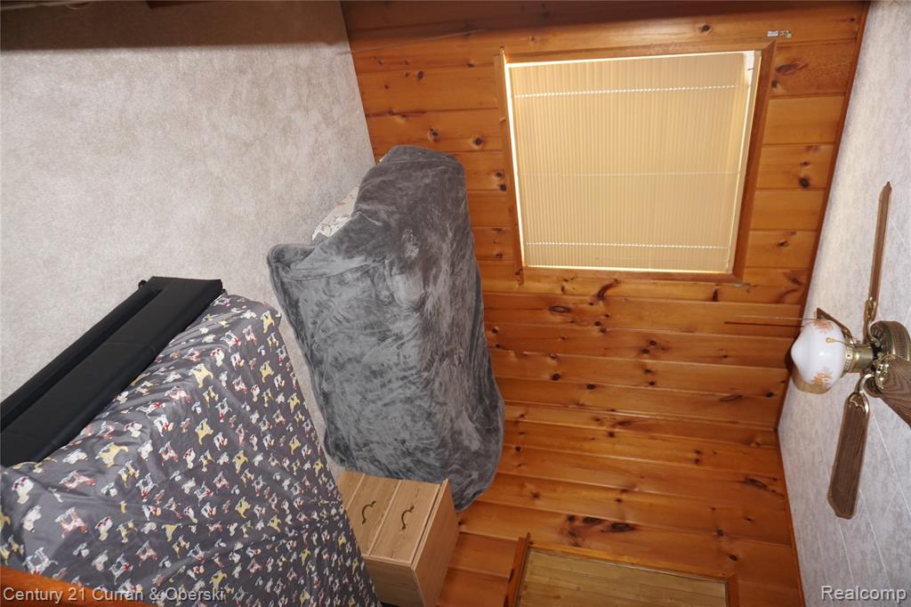 11853 Patterson Lake Dr, Pinckney, MI 48169 — Photo 19