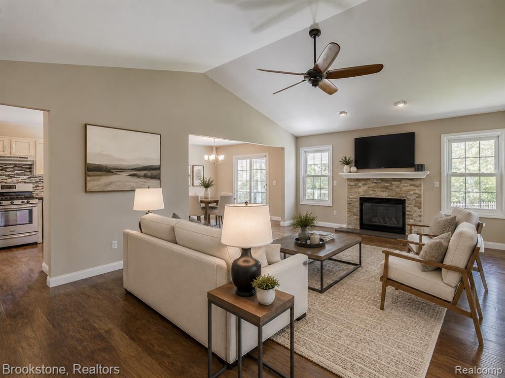 4289 Covey Lane, Grand Blanc, MI 48439 — Photo 10