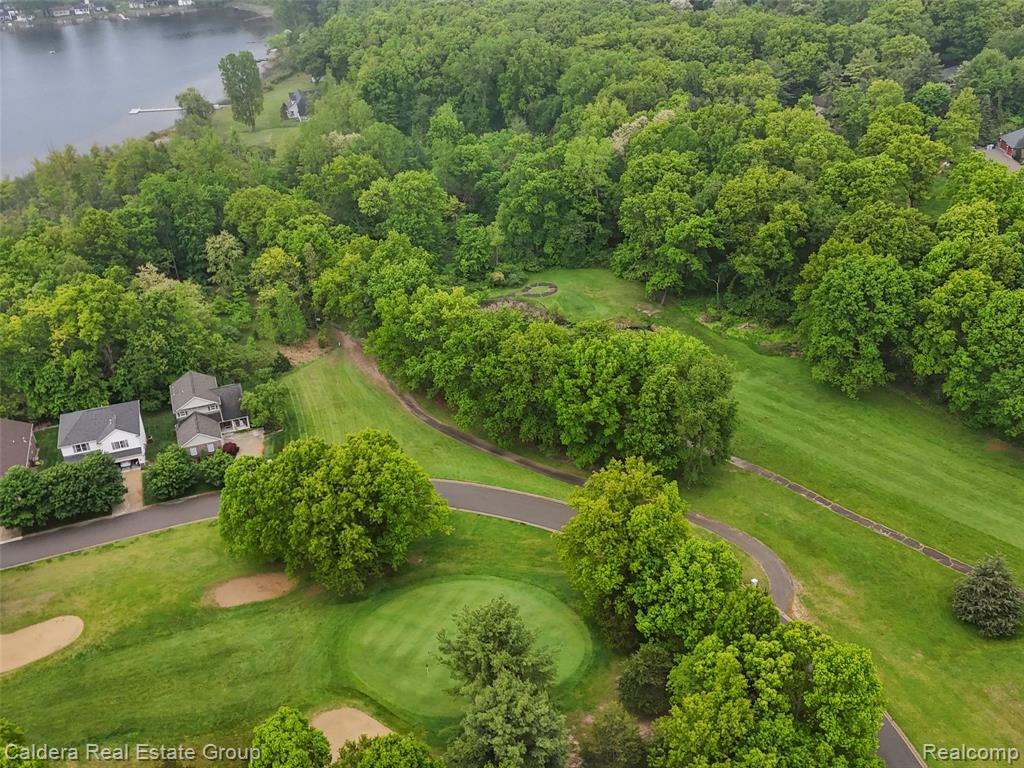 9862 Tioga Trail, Pinckney, MI 48169 — Photo 6