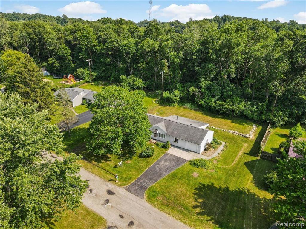 6161 ASCENSION Street, Clarkston, MI 48348 — Photo 5