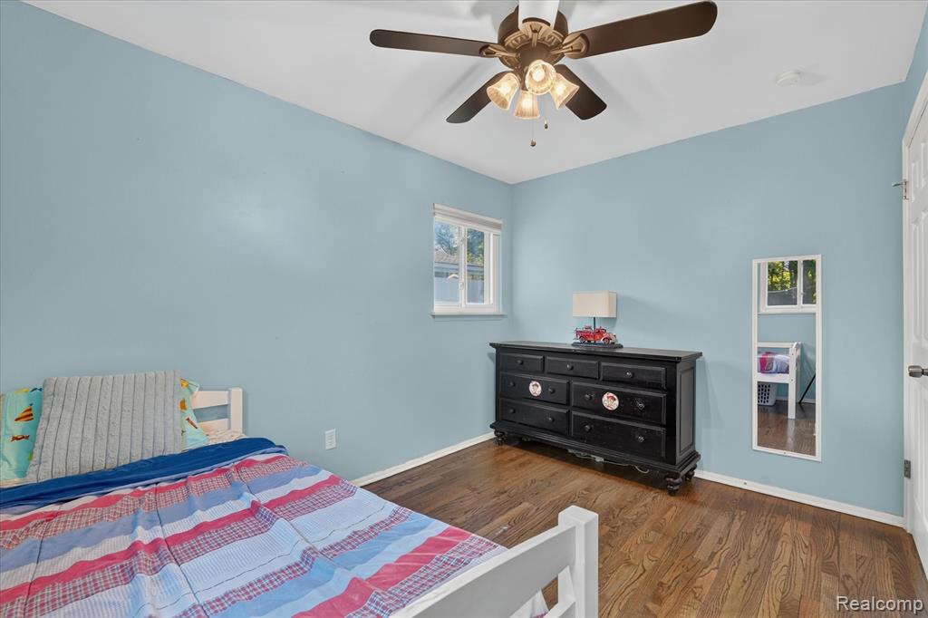 852 Manor Drive, Milford, MI 48381 — Photo 24