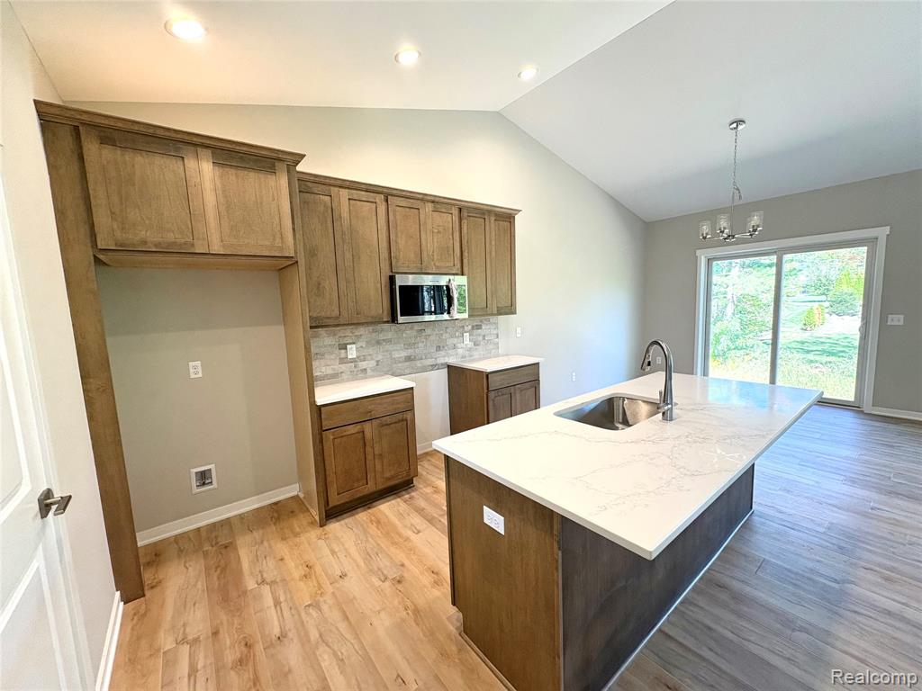 1296 Blue Ridge Parkway, White Lake, MI 48383 — Photo 8