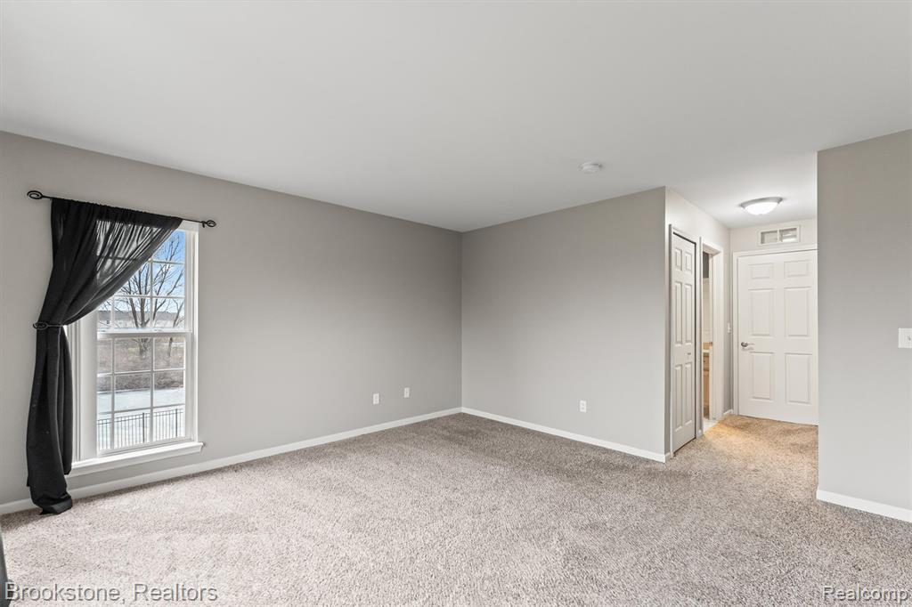 51936 Wave Lane, New Baltimore, MI — Photo 14