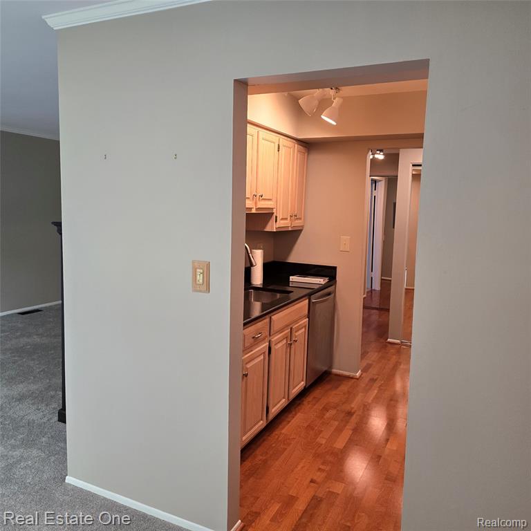 770 E Fox Hills Drive W, Bloomfield Hills, MI 48304 — Photo 16