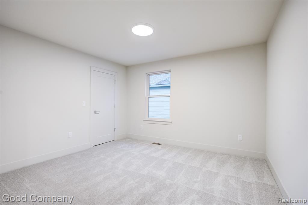 812 Irving Avenue, Royal Oak, MI 48067 — Photo 52