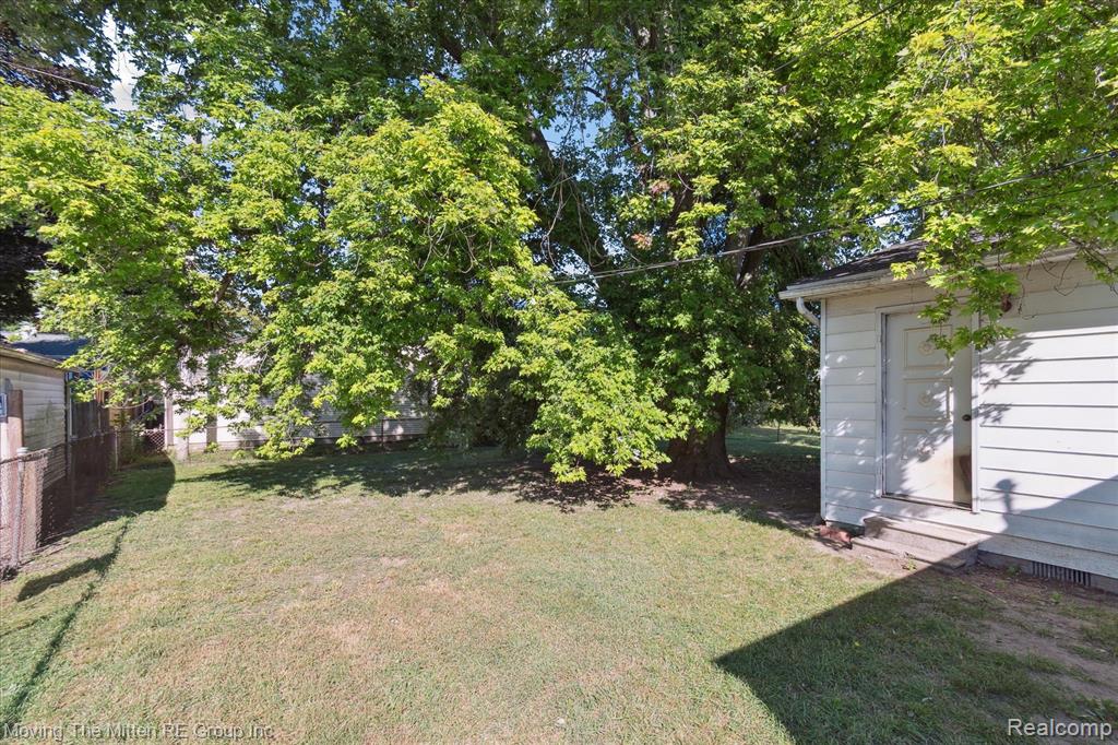 1336 Woodglen Avenue, Ypsilanti, MI 48198 — Photo 28