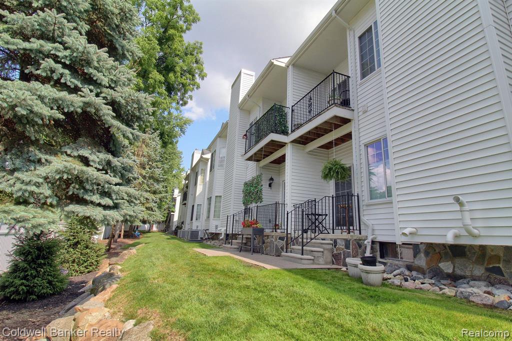 1696 CASSADY PLACE Drive, Plymouth, MI 48170 — Photo 34