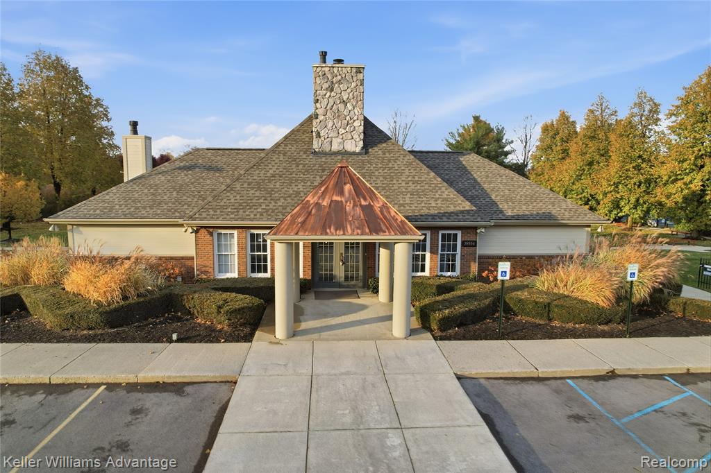 39469 Edgewater Drive, Northville, MI 48168 — Photo 43