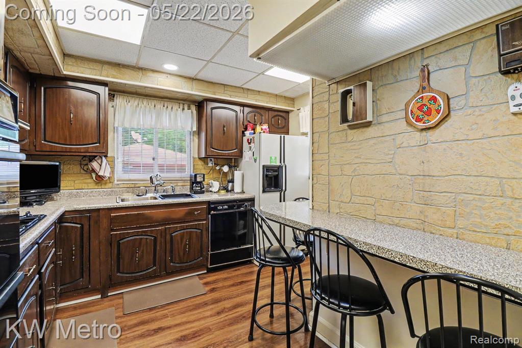 9116 Meyers Road, Detroit, MI 48228 — Photo 8