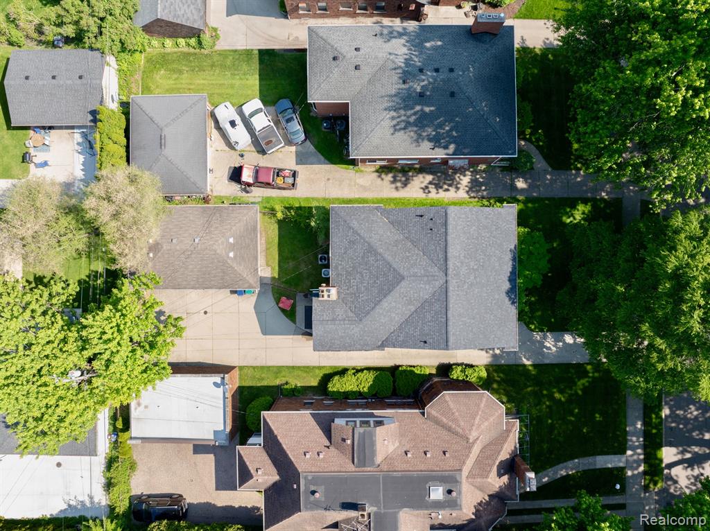 930 TROMBLEY Road, Grosse Pointe Park, MI 48230 — Photo 34