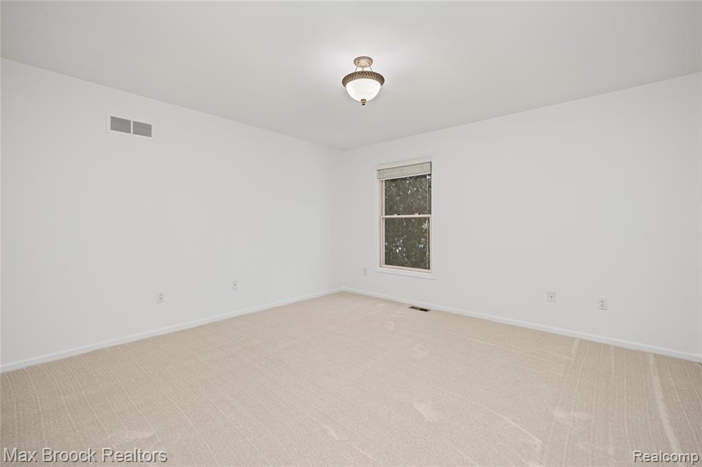 6901 Reed Court, West Bloomfield, MI — Photo 36