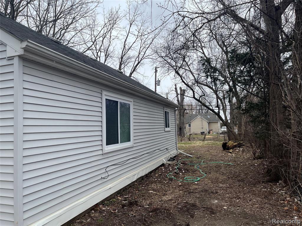 438 Kenilworth Avenue, Pontiac, MI 48342 — Photo 17
