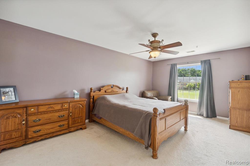 1012 SHIAWASSEE Circle, Howell, MI 48843 — Photo 26