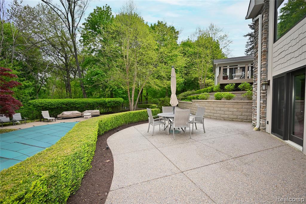 4801 N Harsdale Road, Bloomfield Hills, MI 48302 — Photo 56