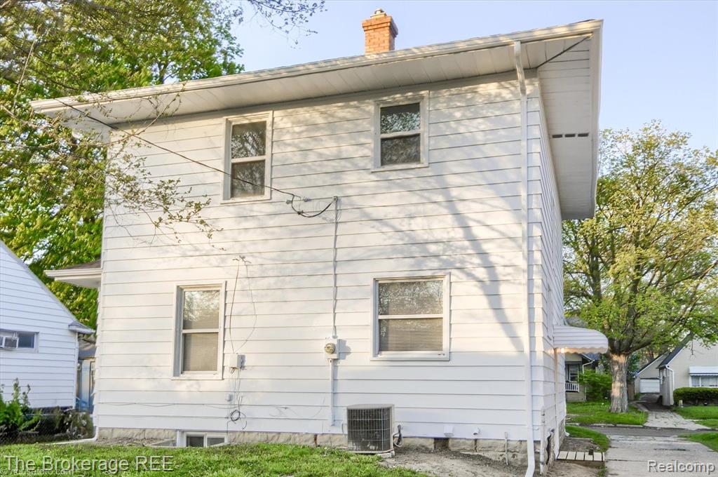 705 FRANK Street, Flint, MI 48504 — Photo 3