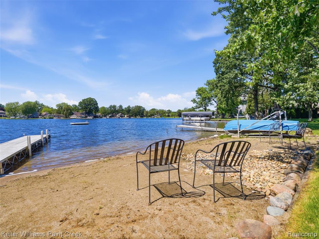 10435 Spring Street, Fenton, MI 48430 — Photo 34