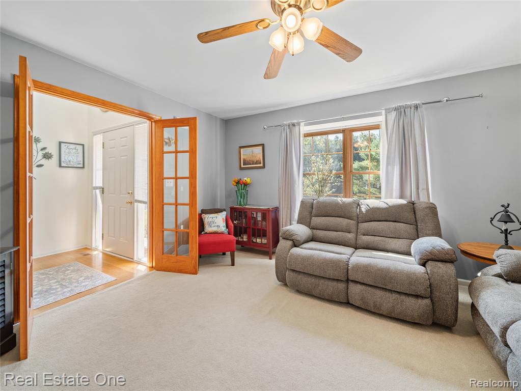 4445 Old Warner Court, Milford, MI 48380 — Photo 16