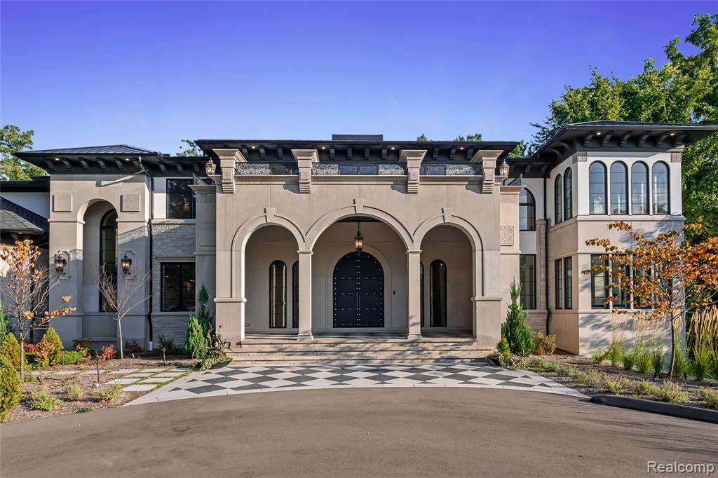 559 Barrington Park Drive, Bloomfield Hills, MI 48304 — Photo 57
