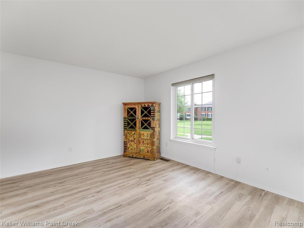 685 E Fox Hills Drive, 67, Bloomfield Hills, MI 48304 — Photo 5