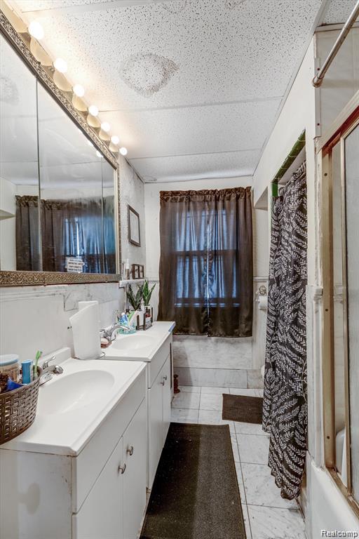 2532 LONGFELLOW Street, Detroit, MI 48206 — Photo 15