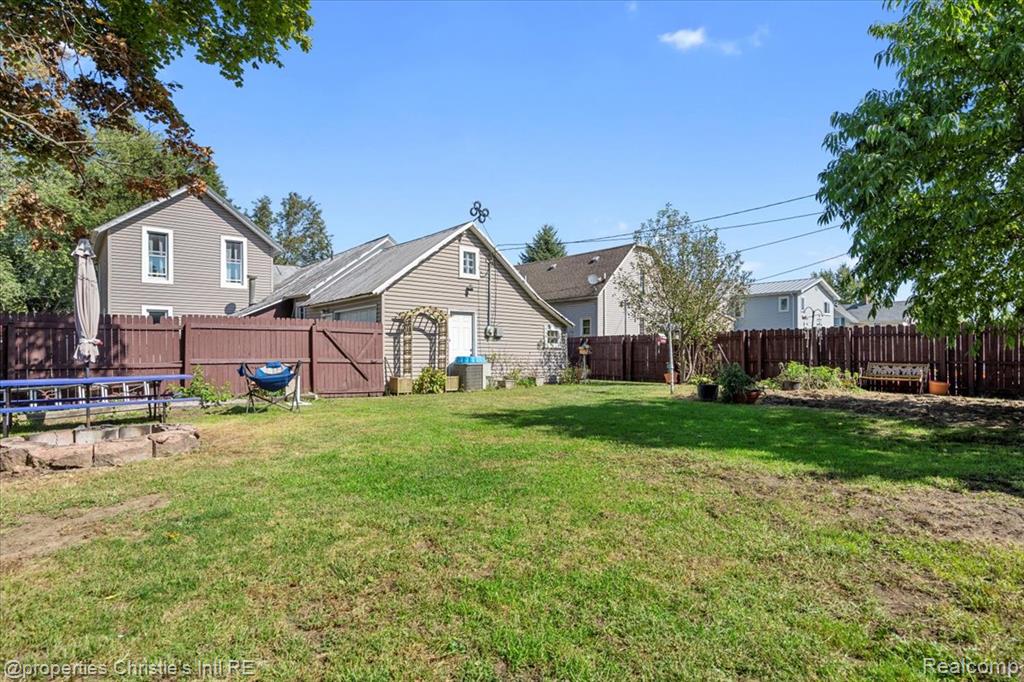 7767 Frederick Street, Maybee, MI — Photo 32