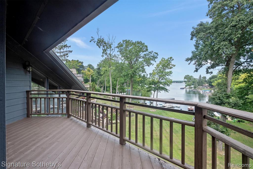 1745 Ridge Road, White Lake, MI 48383 — Photo 16