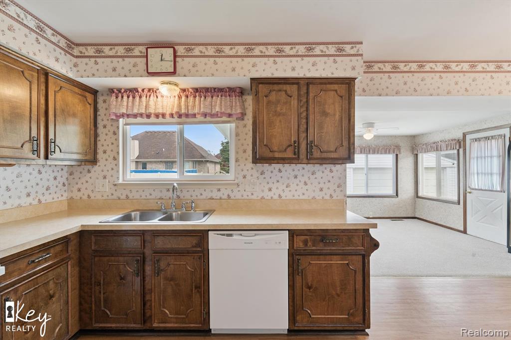 32403 Truman Road, Rockwood, MI — Photo 14