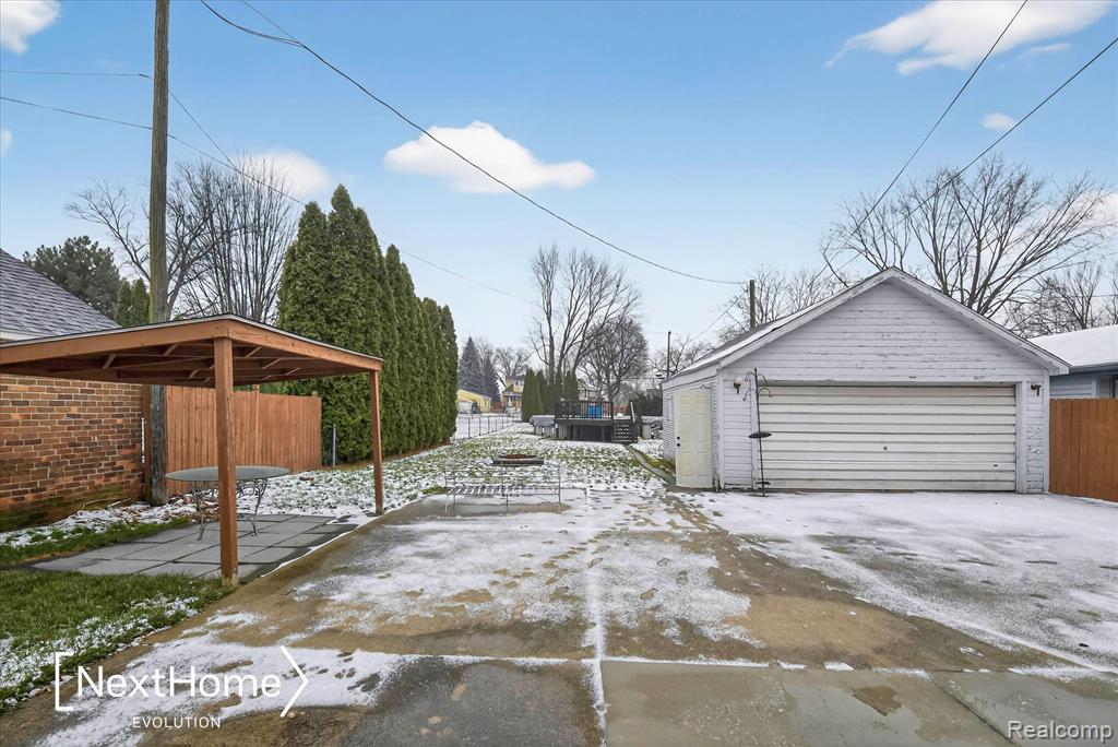 645 Riverbank Street, Wyandotte, MI 48192 — Photo 34
