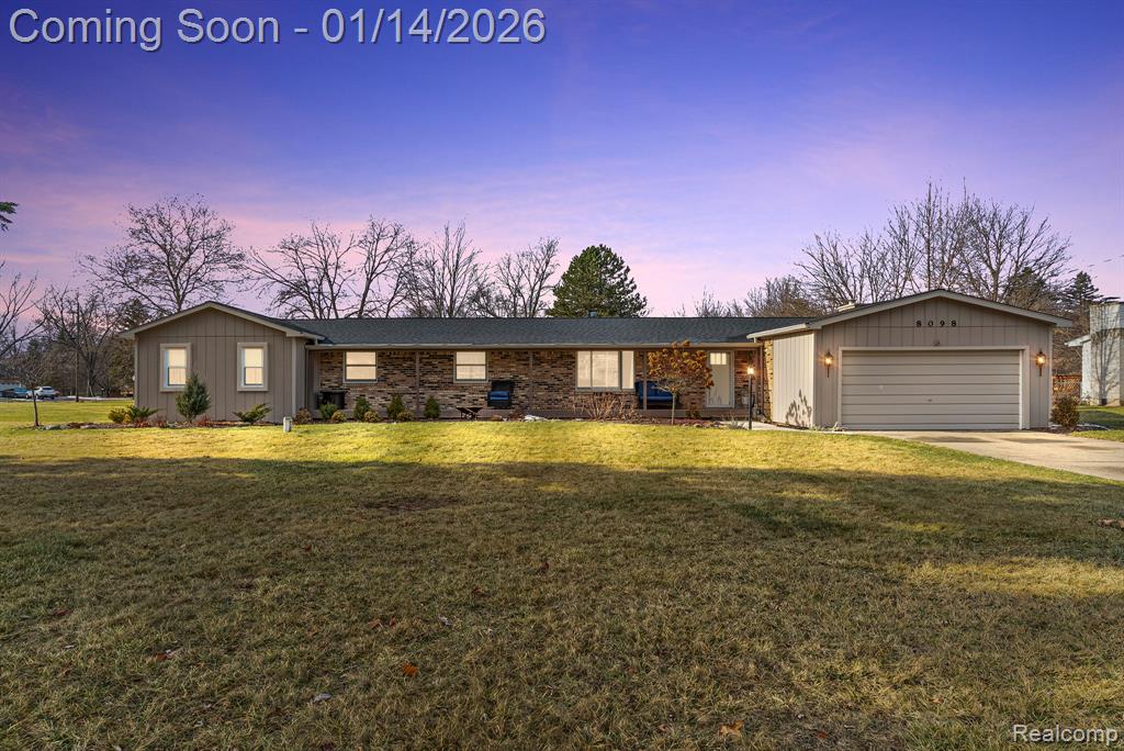 8098 Dover Drive, Grand Blanc, MI 48439 — front exterior