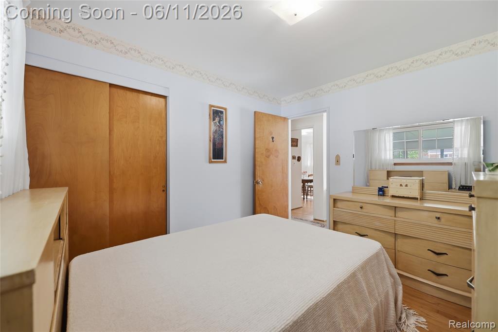 29609 Mark Avenue, Madison Heights, MI 48071 — Photo 26