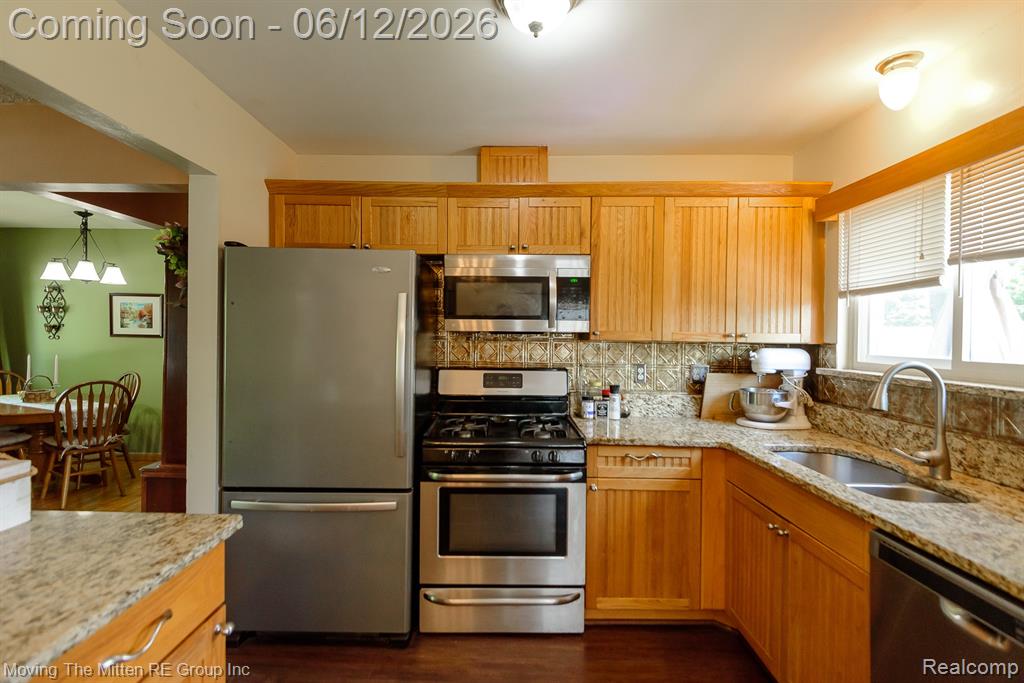 9853 Hamilton Street, Belleville, MI 48111 — Photo 10