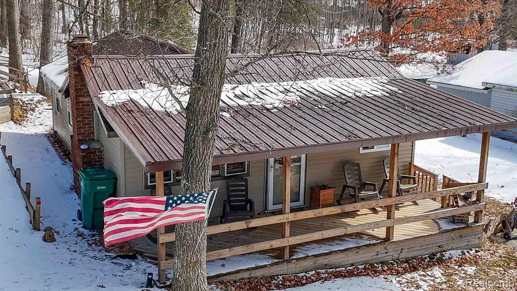 4712 Poplar Drive, Harrison, MI 48625 — Photo 3