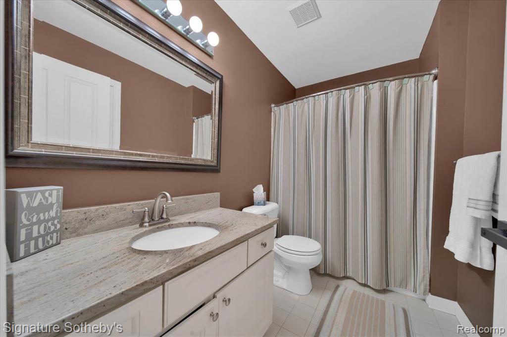 922 SYMES Avenue, Royal Oak, MI 48067 — Photo 19