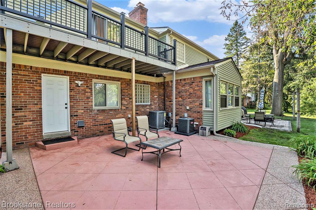 6533 POST OAK Drive, West Bloomfield, MI — Photo 40
